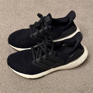 adidas Black Knit Running Shoes with White Midsole size 7